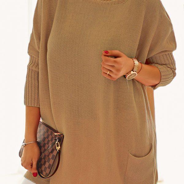 Luźny sweter oversize  z kieszeniami kolor jasny camel