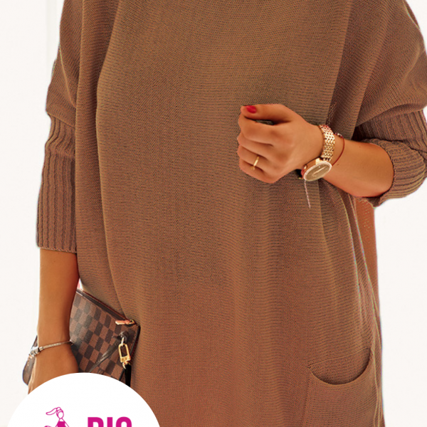 Luźny sweter oversize  z kieszeniami kolor ciemny camel