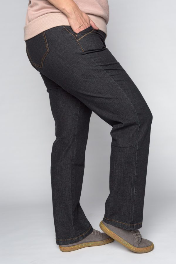 Klasyczne jeansy CEVLAR proste kolor czarny